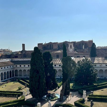 Camera X2 Con Splendida Vista Sulle Terme Di Diocleziano E Sul Chiostro Di Michelangelo Рим Екстер'єр фото